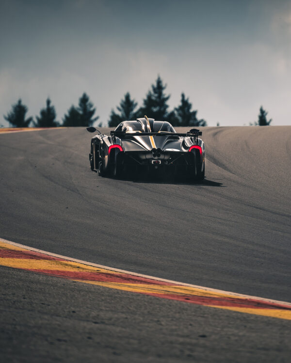 Pagani Huayra R